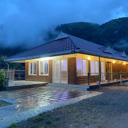 Earth Lounge Resort Вагамон Екстер'єр фото