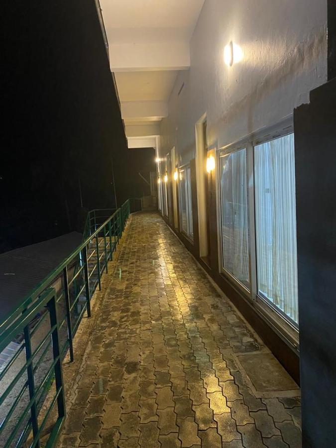 Earth Lounge Resort Вагамон Екстер'єр фото